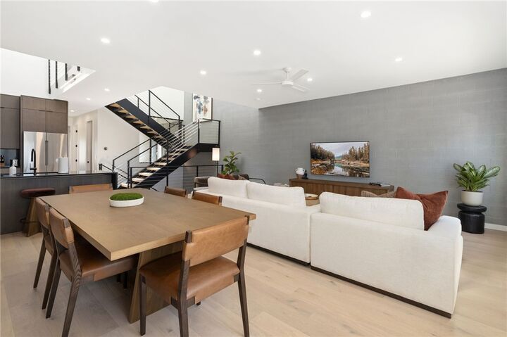 Property Photo:  821 SE H Street  AR 72712 