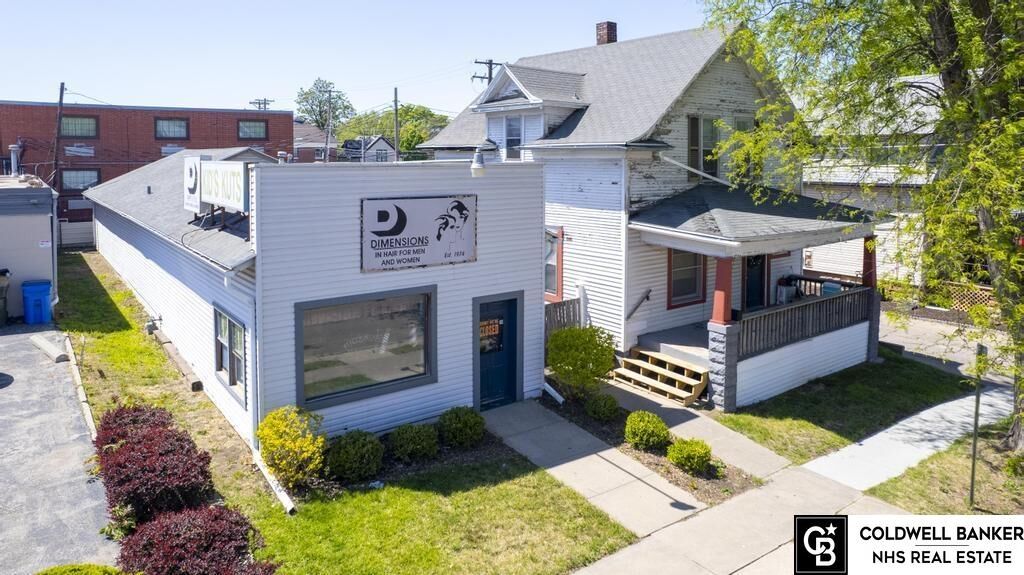 Property Photo:  121 N 28th Street  NE 68503 