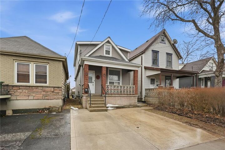 Property Photo: 44 Whitfield Avenue ON L8L 4B6
