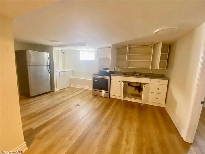 Property Photo:  63 Audrey Street  ON L8V 1G3 