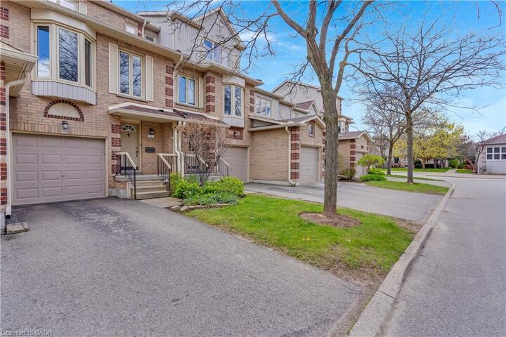 Property Photo:  302 College Ave W 74  ON N1G 4T6 