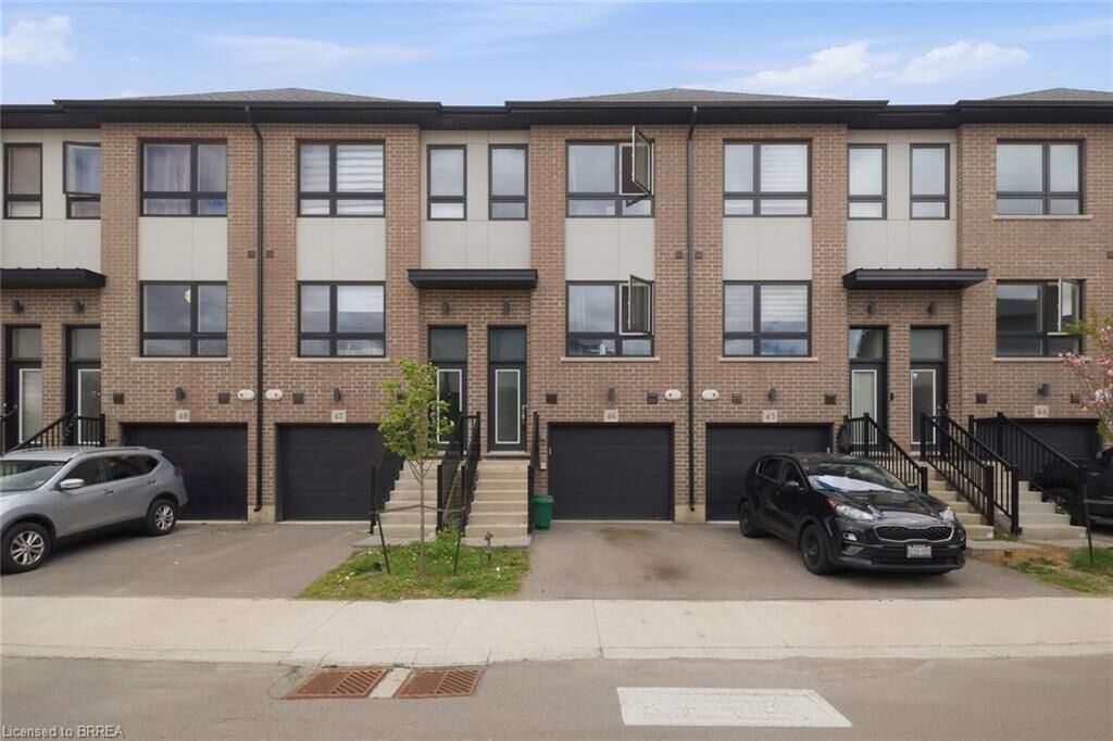 Property Photo:  720 Grey Street 46  ON N3S 0K2 