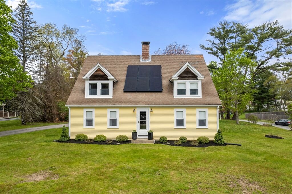 Property Photo:  180 Plain St  MA 02050 