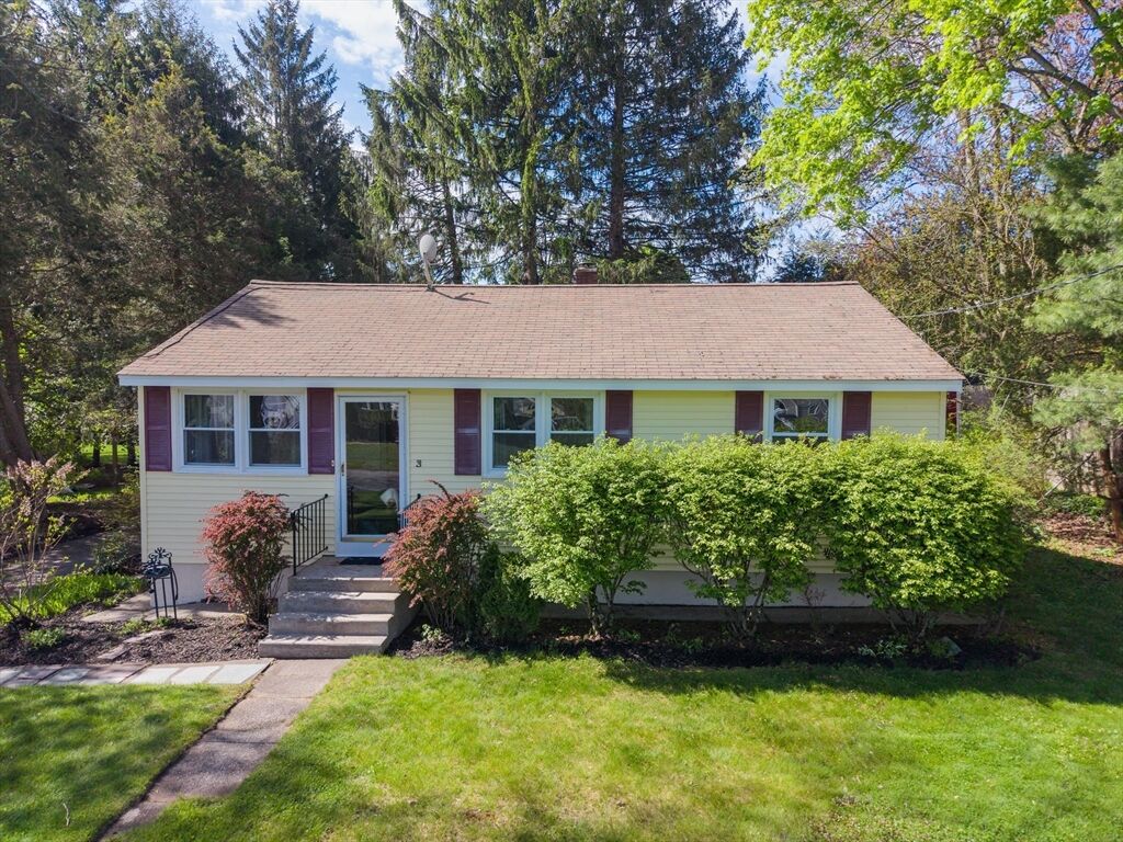 Property Photo:  3 Greenwood Street  MA 01505 