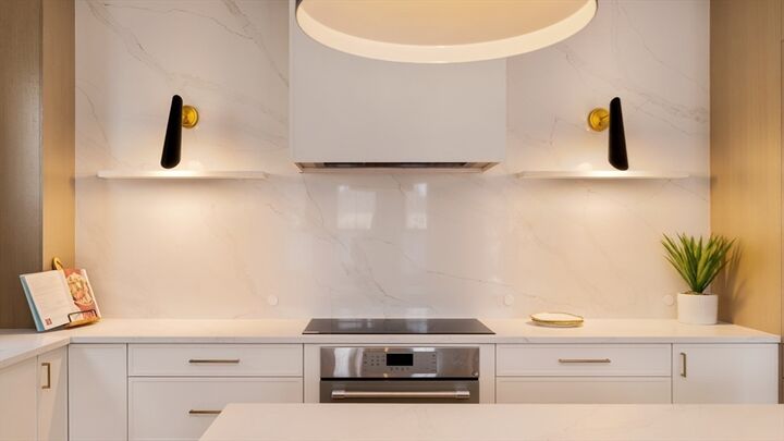 Property Photo:  19 South Waverly St 19  MA 02135 