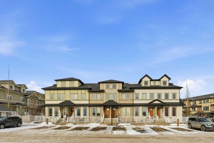 Property Photo:  339 Viscount Drive 906  AB T4R 0S2 