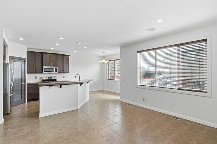 Property Photo:  121 Copperstone Close SE  AB T2Z 0P4 