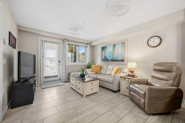 Property Photo:  402 Kincora Glen Road NW 3101  AB T3R 0V2 