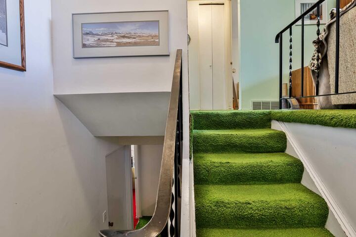 Property Photo:  1116 6 Street N  AB T1H 1Y4 