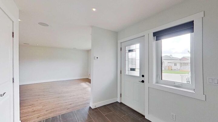 Property Photo:  29 Sunrise Close SE  AB T1V 1Z3 