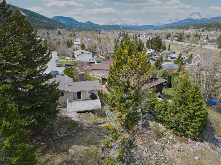 Property Photo: 13553 18 Avenue AB T0K 0E0