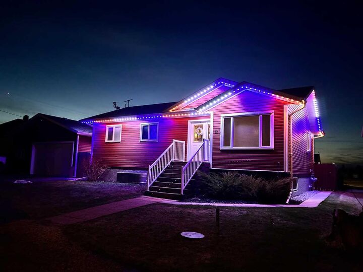Property Photo:  12 1 Avenue SE  AB T0B 3Z0 