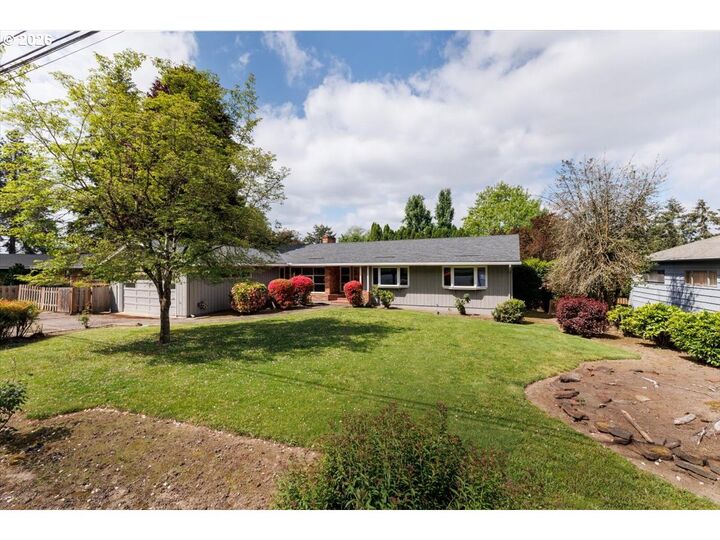 Property Photo:  4185 SW 102nd Ave  OR 97005 