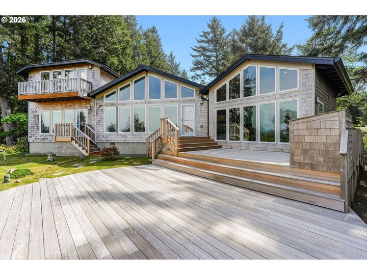 Property Photo:  384 Sunset Blvd  OR 97110 