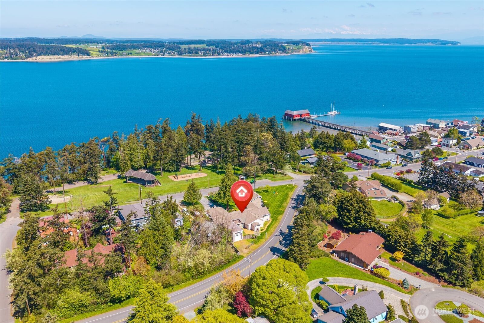 Property Photo:  305 NW Coveland Street  WA 98239 