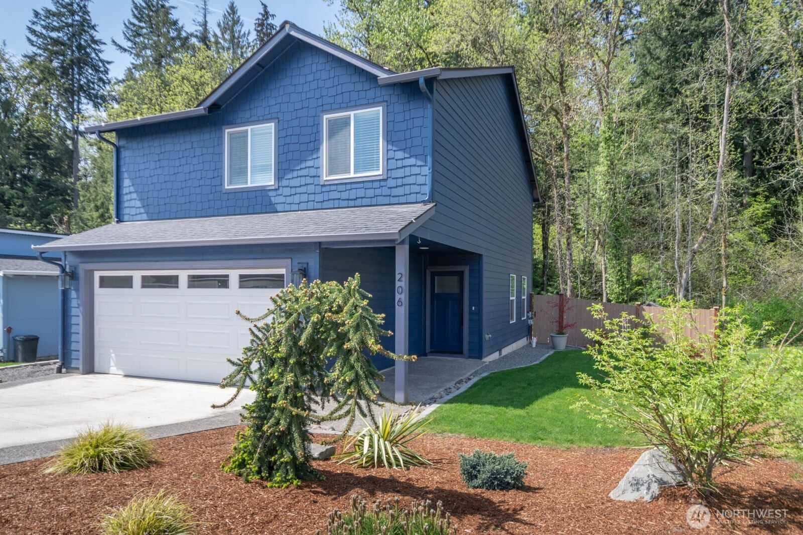 Property Photo:  206  Oak Street  WA 98596 