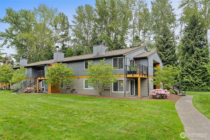 Property Photo:  10831 NE 147th Lane R103  WA 98011 