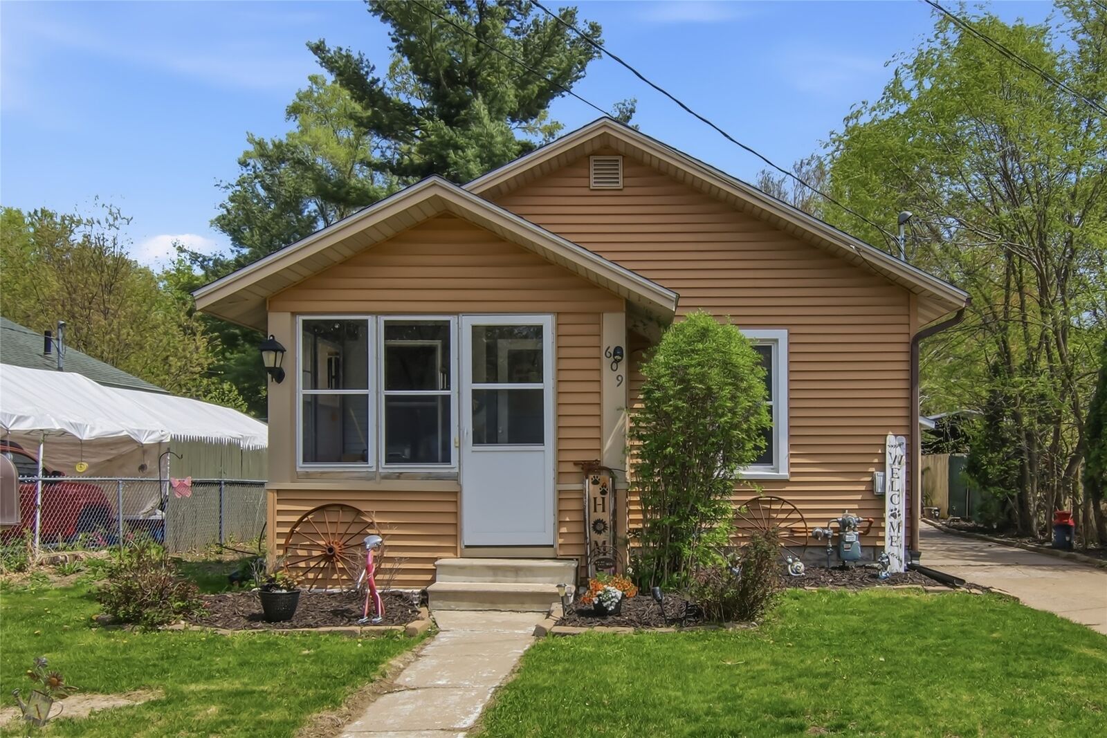 Property Photo:  609 Morningside Drive  WI 54703 