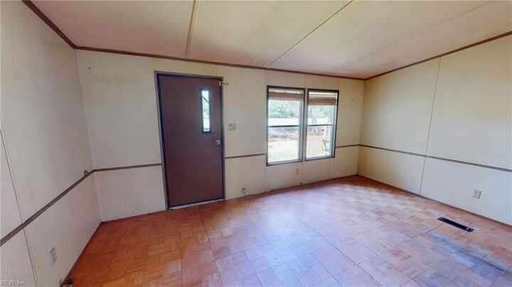 Property Photo: 5080 Sandy Clay Ln VA 23061