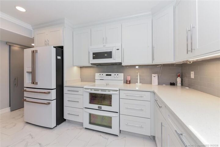 Property Photo:  2600 S Kanner Highway H1  FL 34994 