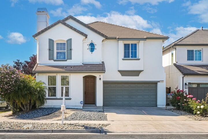 Property Photo:  1022 Banyan Court  CA 95131 