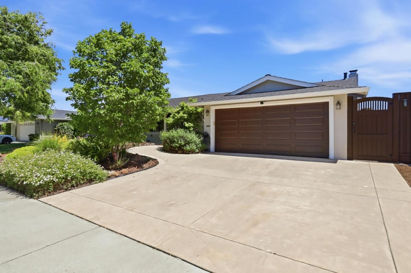 Property Photo:  6246 Gunter Way  CA 95123 