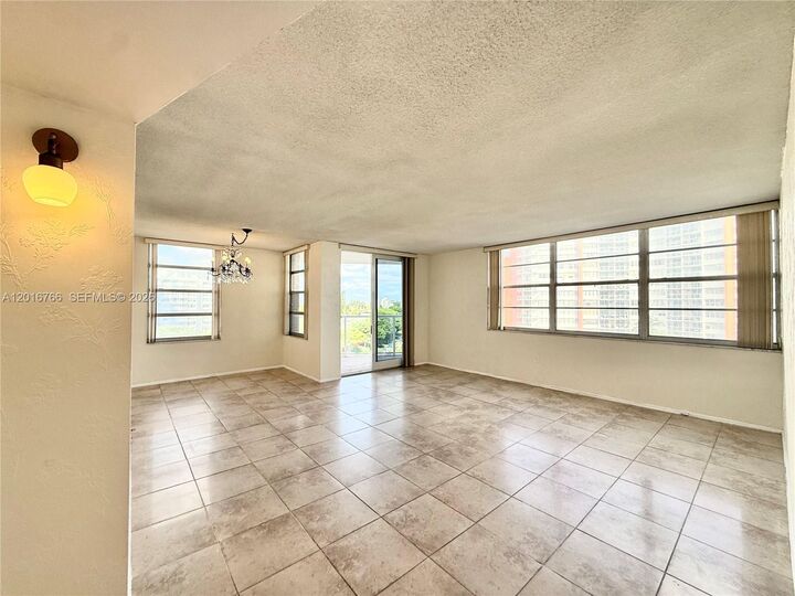 Property Photo:  1351 NE Miami Gardens Dr 626E  FL 33179 