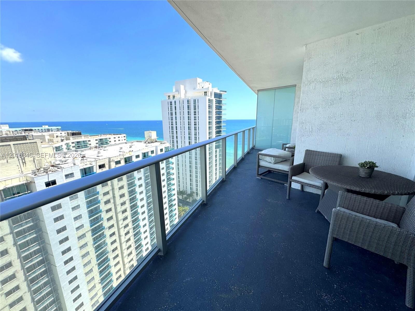 Property Photo:  4111 S Ocean Dr 1610  FL 33019 