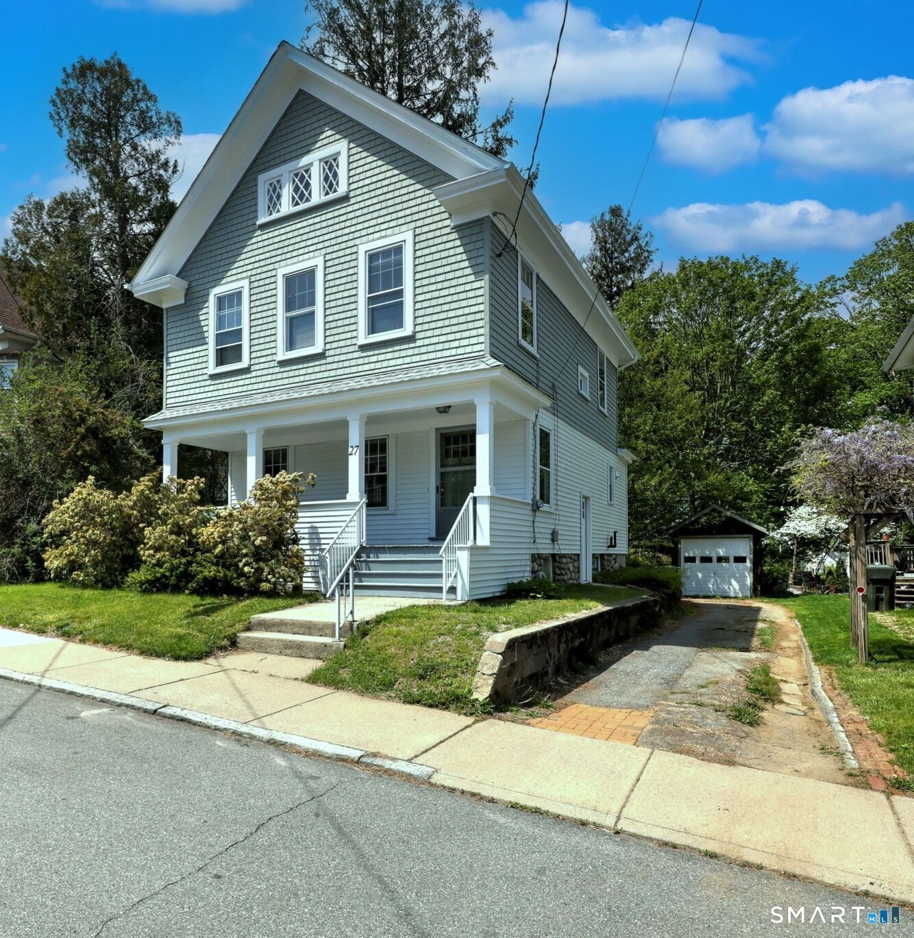 Property Photo:  27 Gorton Street  CT 06320 