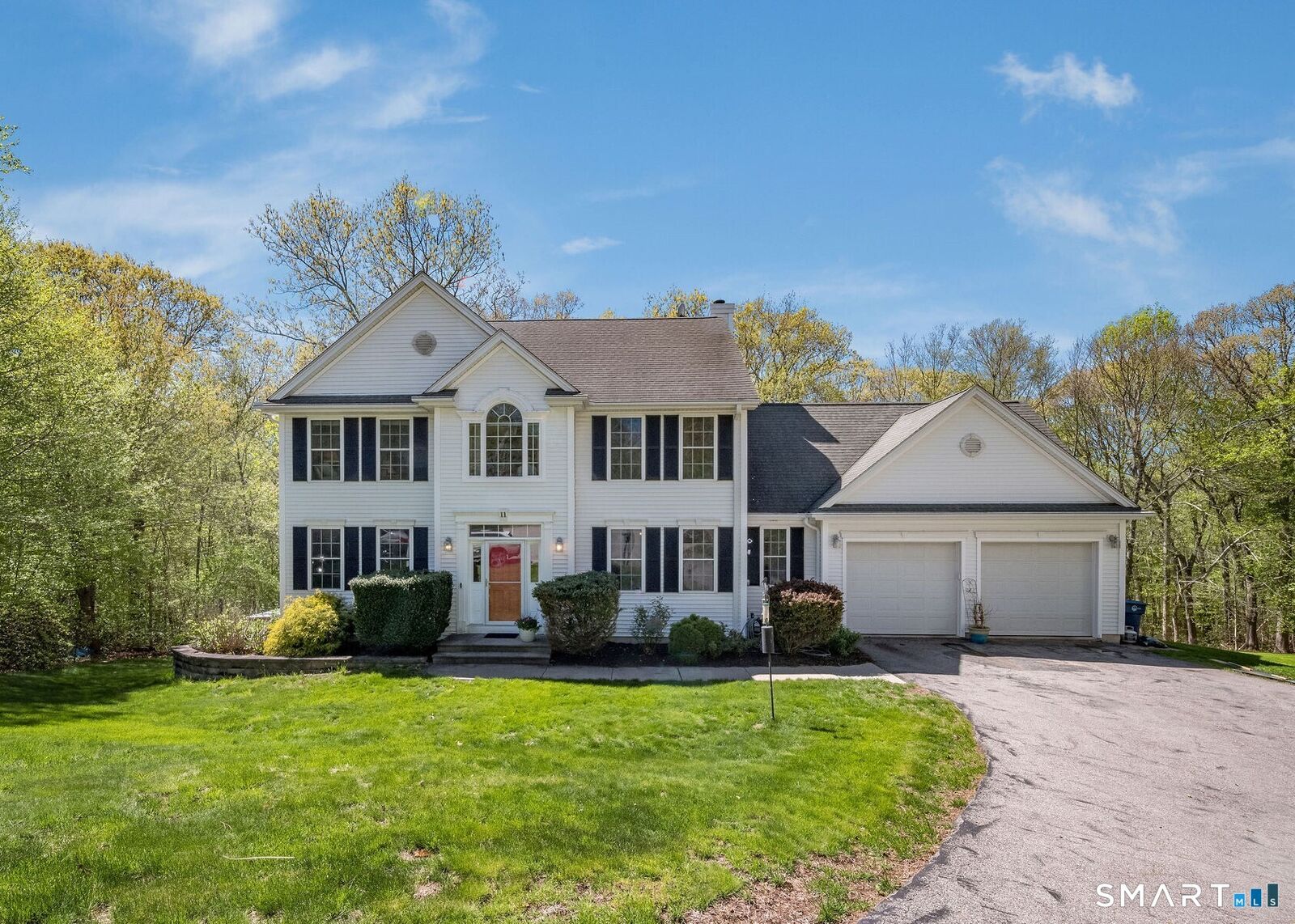 Property Photo: 11 White Oak Lane CT 06375