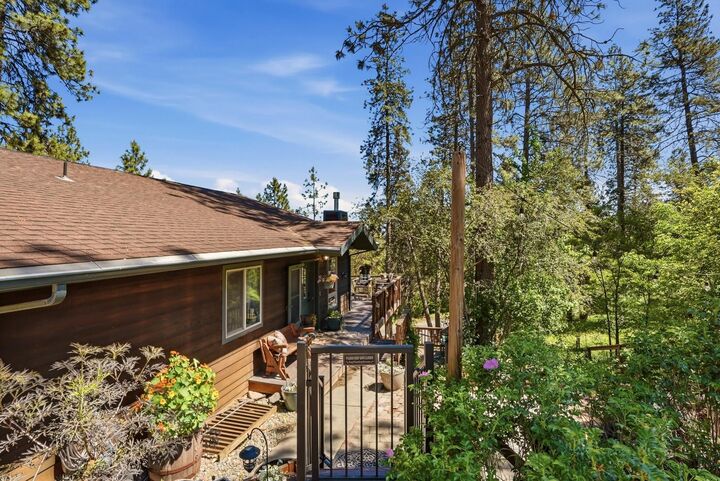 Property Photo:  3310 W Hartson Ave  WA 99224 