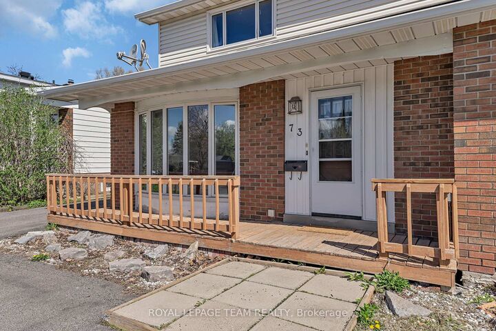 Property Photo: 73 Southpark Drive ON K1B 3B5