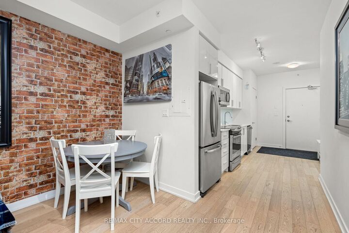 Property Photo: 20 Bruyeres Mews 311 ON M5V 0G8