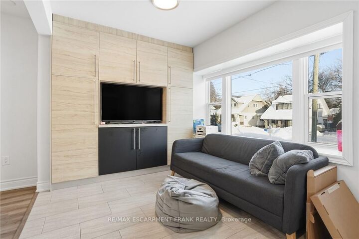Property Photo: 50 Broadway Avenue ON L8S 2V7