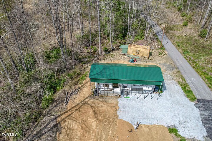 Property Photo: 155 Tower Road TN 37687