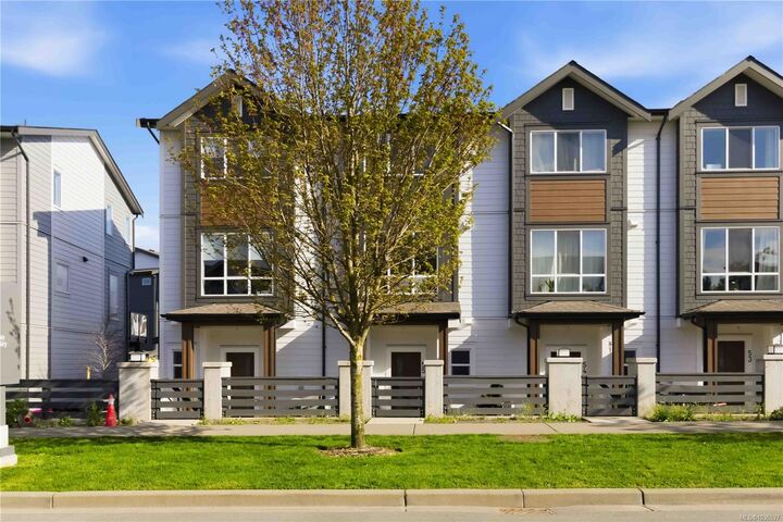 Property Photo:  368 Tradewinds Ave 55  BC V9C 0R9 
