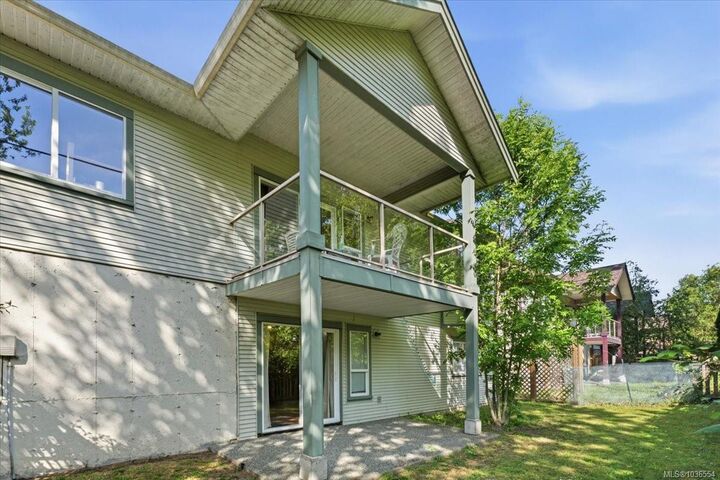 Property Photo:  540 Asteria Pl  BC V9R 7C3 