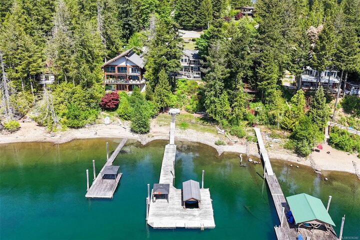 Property Photo: 10172 Bishop Dr BC V9Y 9A6