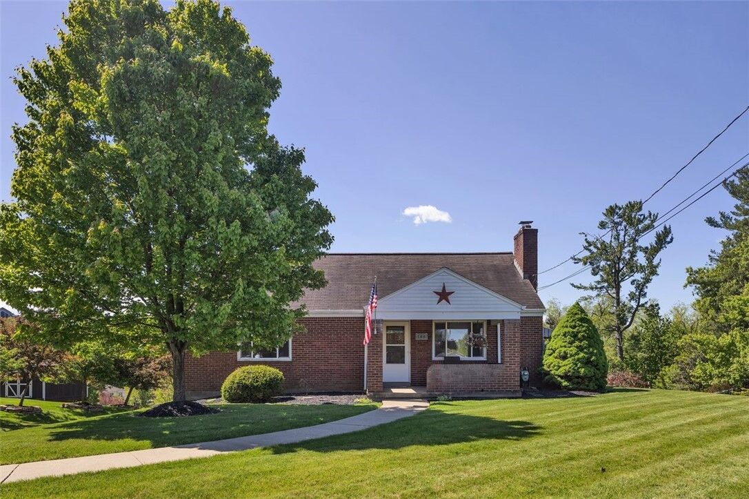 Property Photo:  180 Bonnie View Dr  PA 15090 