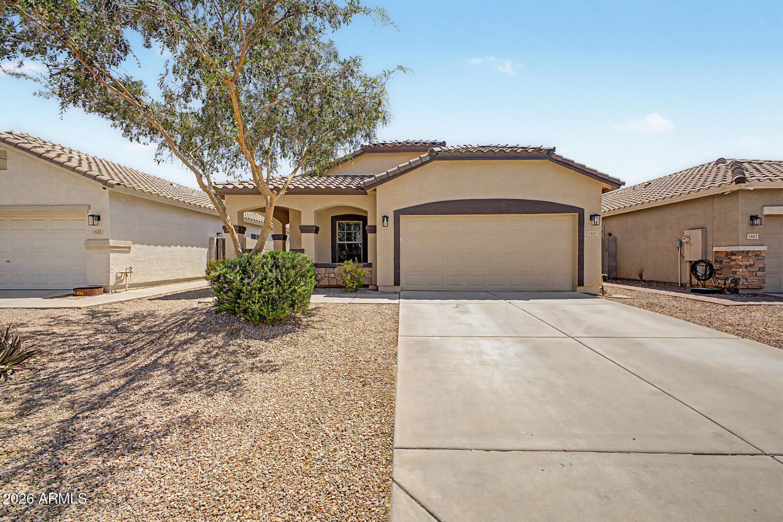 Property Photo:  1447 W Brangus Way  AZ 85143 