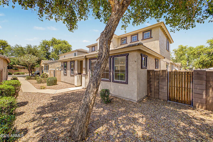 Property Photo:  4343 E Oakland Street  AZ 85295 