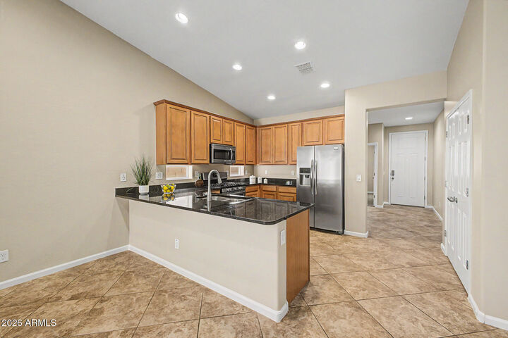 Property Photo:  7114 E Olla Avenue  AZ 85212 