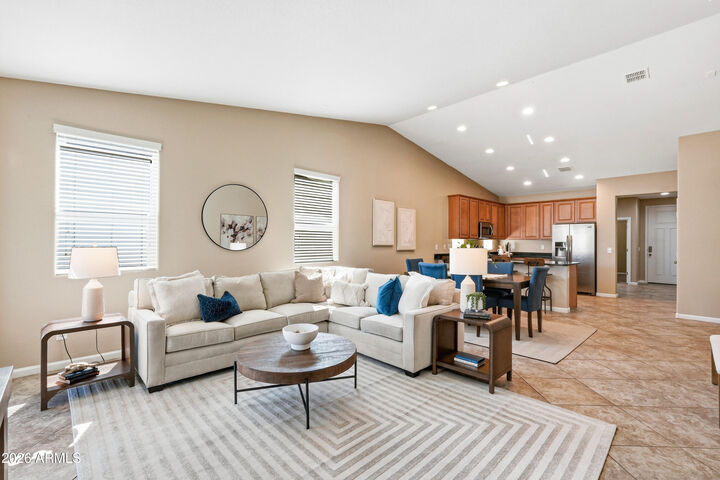Property Photo: 7114 E Olla Avenue AZ 85212