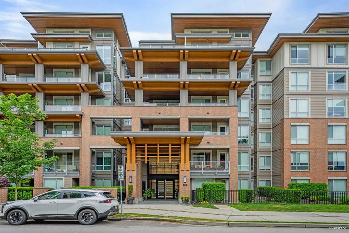 7133 14th Avenue 209 — photo 1
