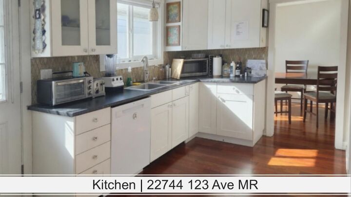 Property Photo: 22744 123rd Avenue BC V2X 4E6