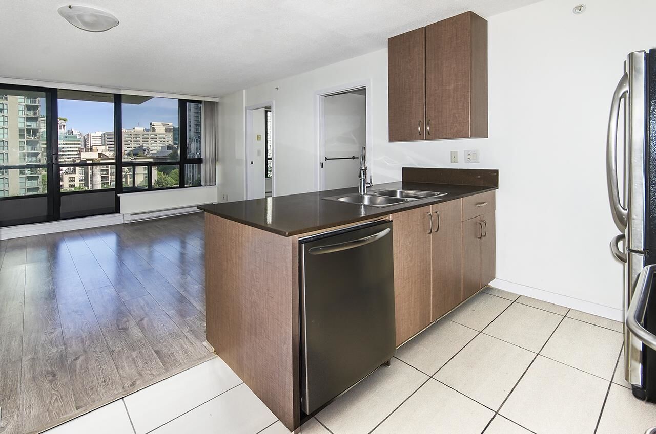 Property Photo:  928 Homer Street 1103  BC V6B 1S3 