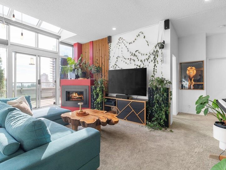 Property Photo: 6055 Nelson Avenue 2401 BC V5H 4L4