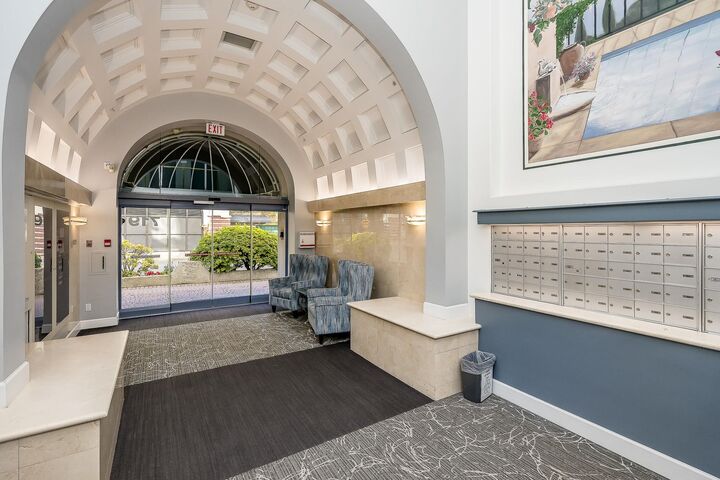 Property Photo:  719 Princess Street 1904  BC V3M 6T9 