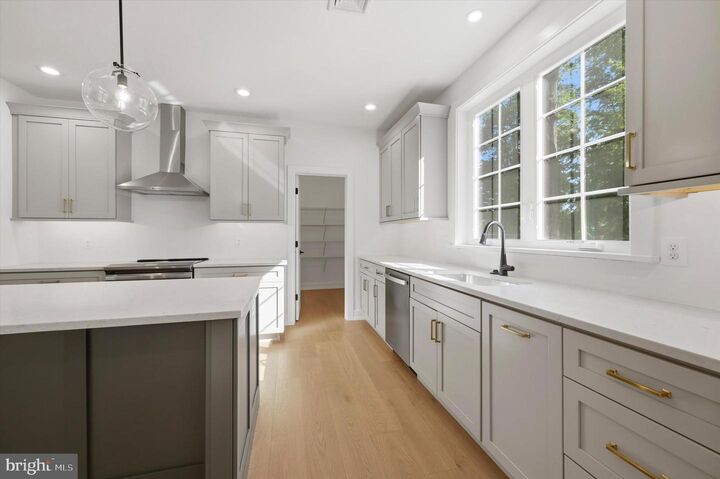 Property Photo:  30 E Church Road  PA 19462 