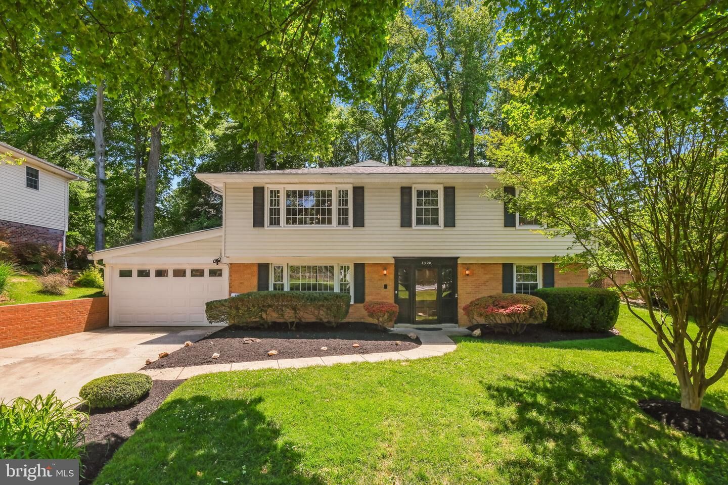 Property Photo:  4520 Morgal Street  MD 20853 